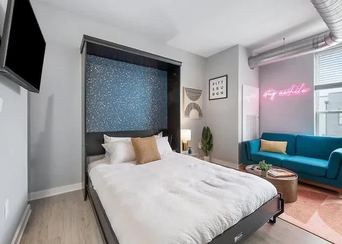Cozysuites Boutique Sdo, Lawrenceville Apartment