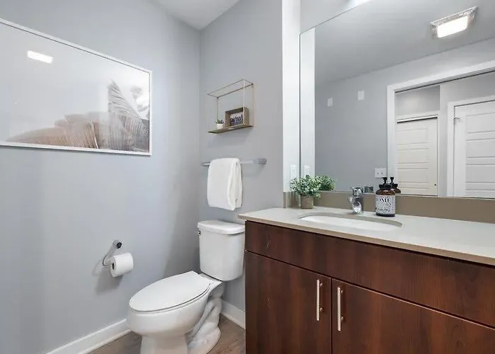 Cozysuites Boutique Sdo, Lawrenceville