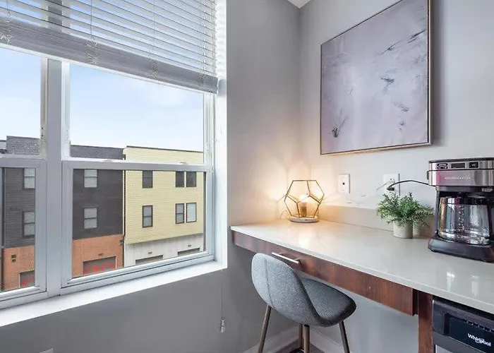 Cozysuites Boutique Sdo, Lawrenceville